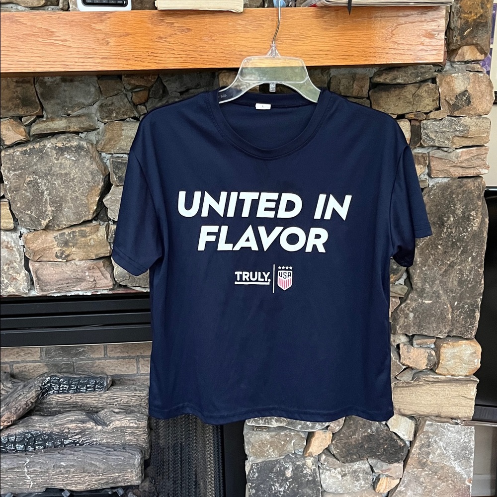 United in Flavor Navy Blue Shirt Crop Truly USA